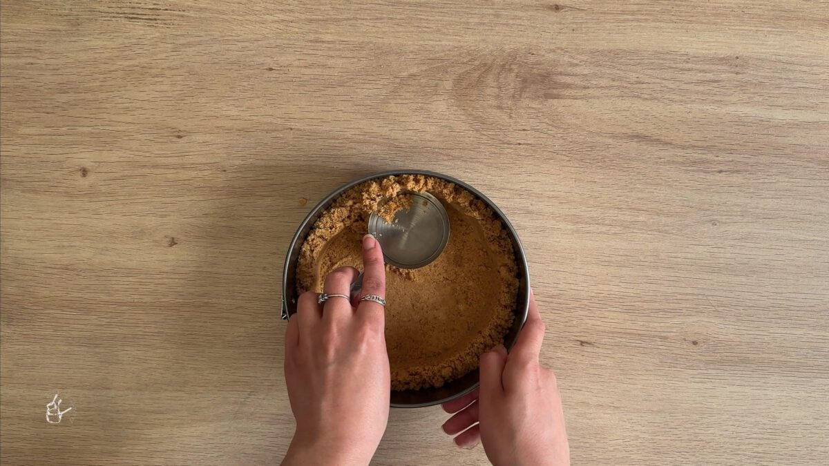 set cheesecake base in a springform cake tin