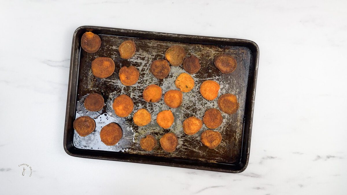 oven baked sweet potato chips in the baking tray