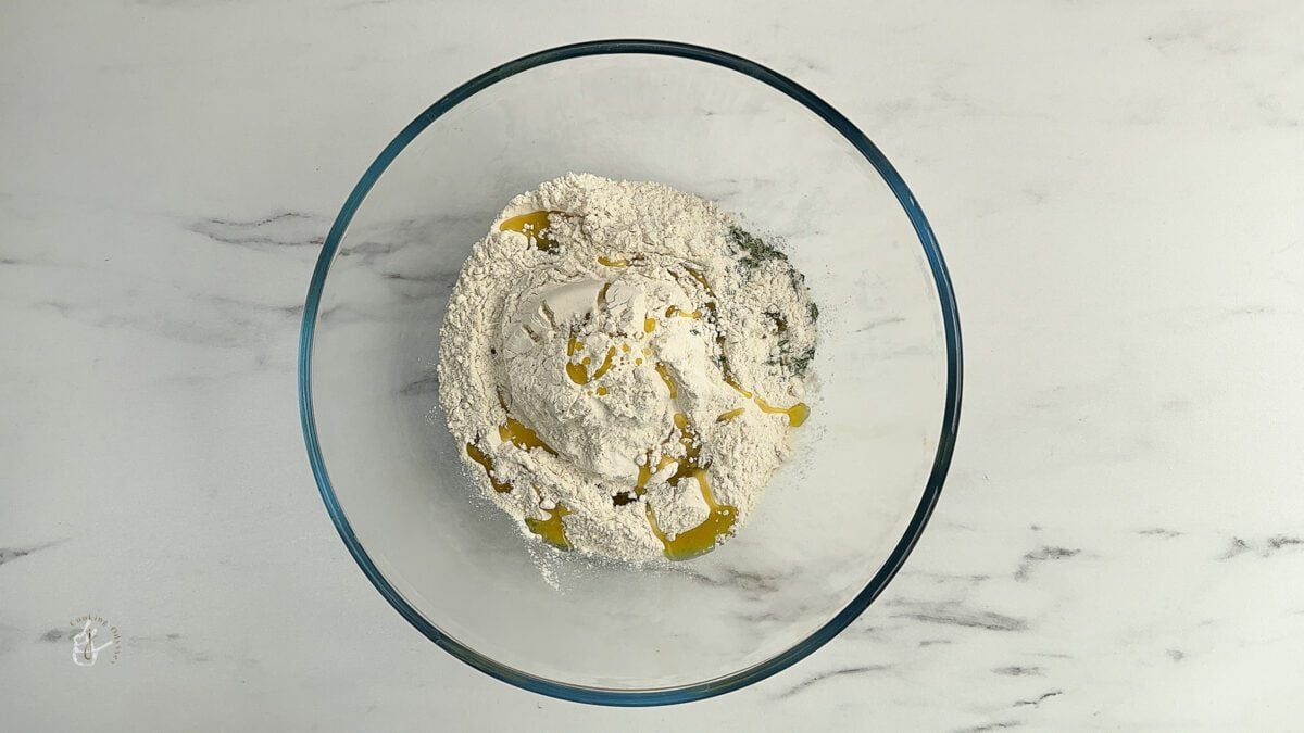 instant pot breads dry ingredients in a clear glass bowl