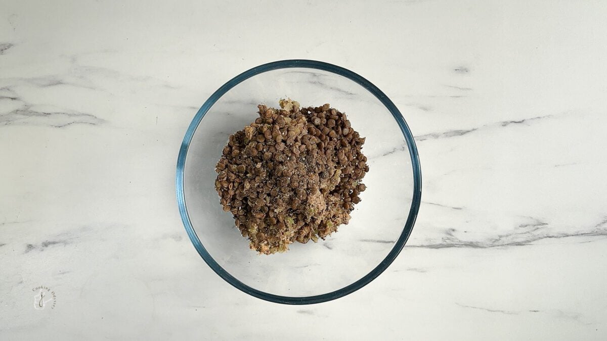 lentils stuffing for butternut squash in the bowl